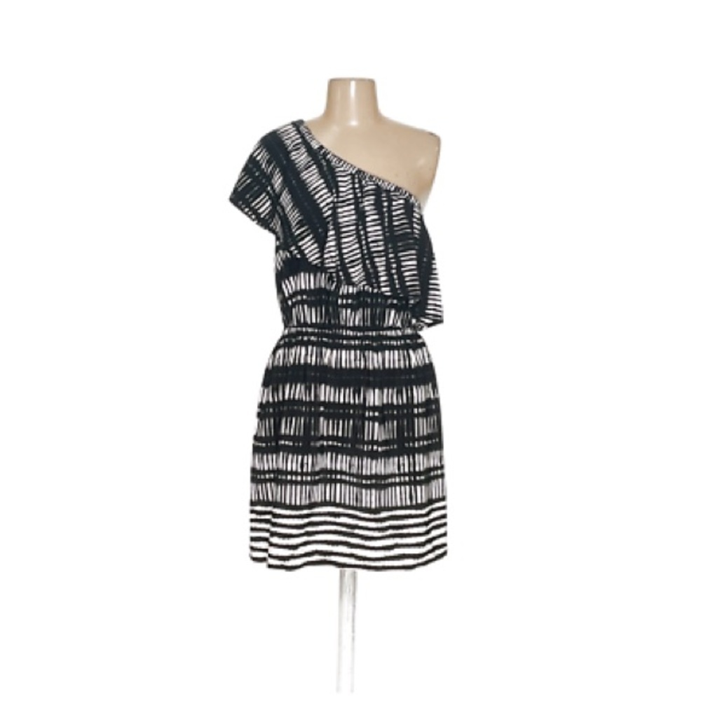 Express Black and White One-Shoulder Dress